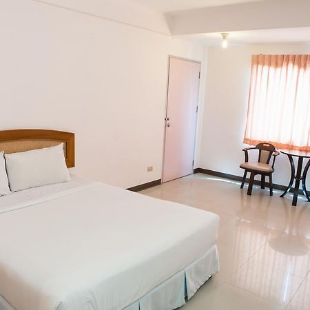 Chudchada Place Hat Yai Exterior photo