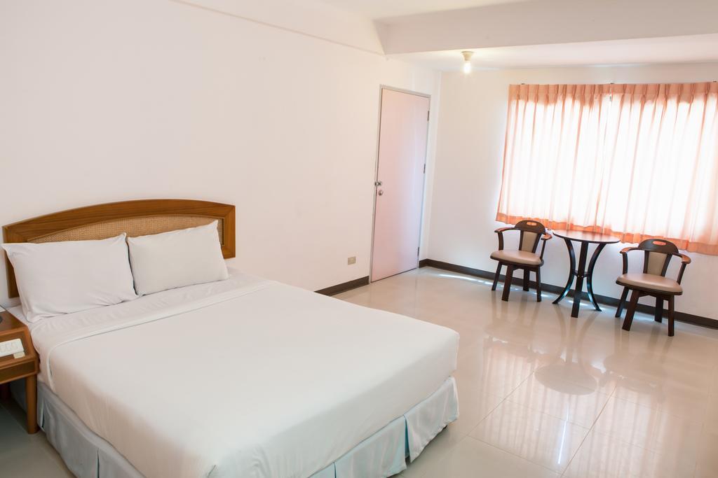 Chudchada Place Hat Yai Exterior photo